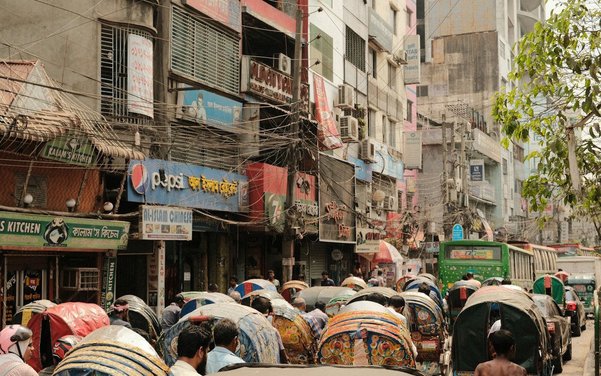পুরান ঢাকায় ঐতিহ্যবাহী খাবারের উৎসব